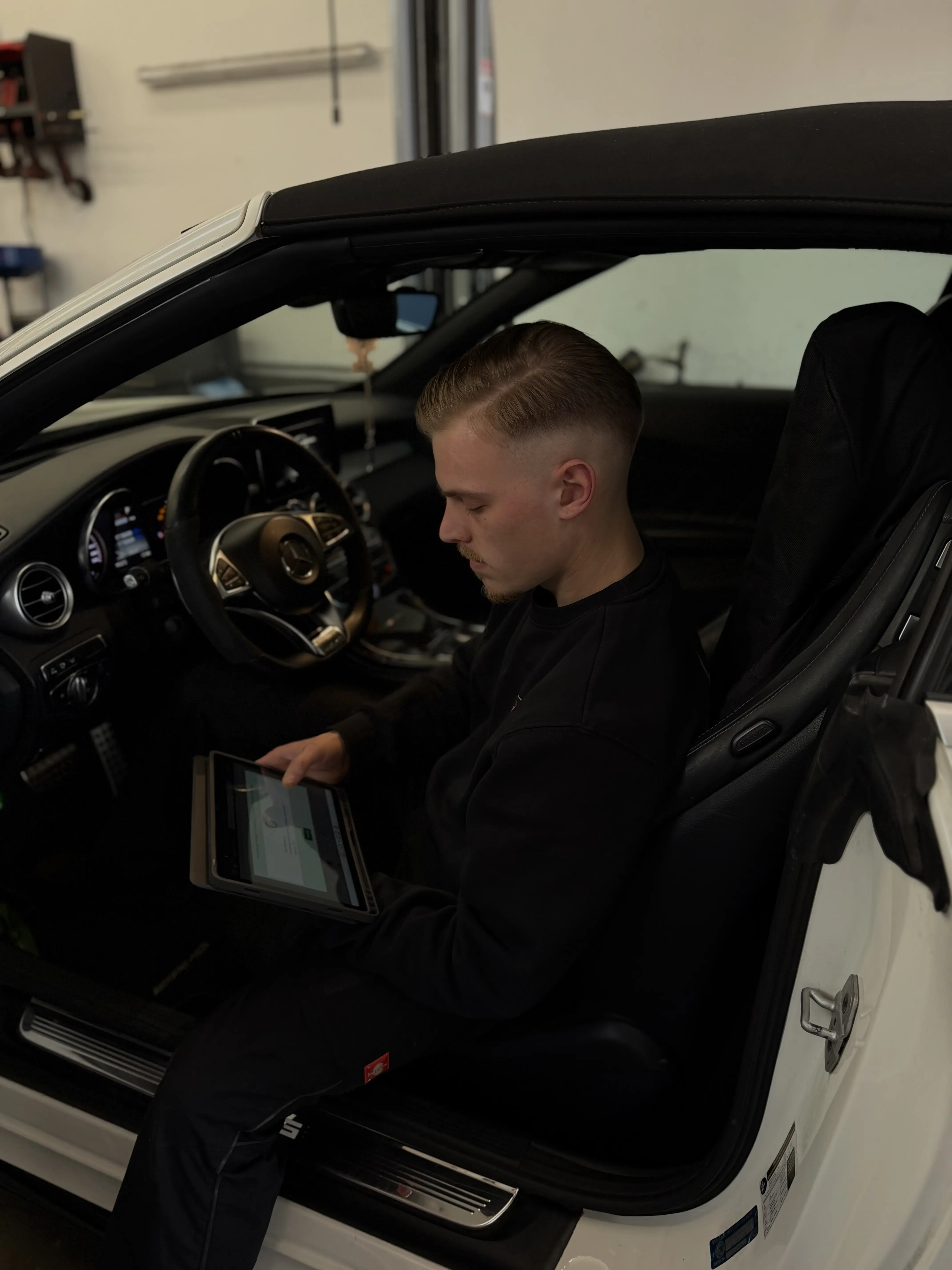 Fahrzeuginspektion nach Herstellervorgabe in der KFZ-Werkstatt Götz Gottenheim